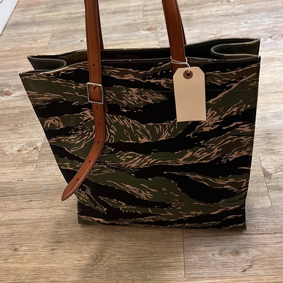 Palm angels unisex jungle print logo tote bag NEW - Picture 8 of 14